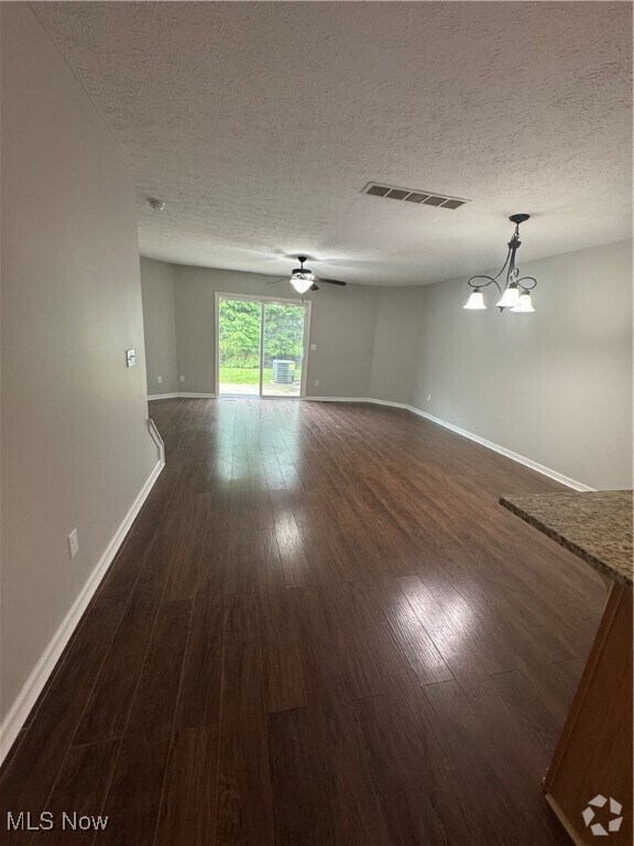Building Photo - 6387 Forest Park Dr