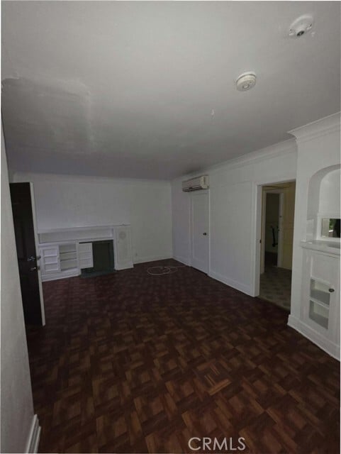 Building Photo - 111 N Soto St