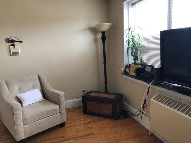 Building Photo - 461 Arborway