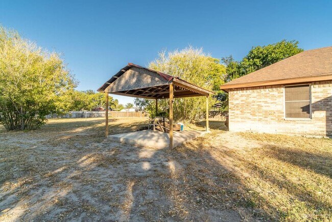 Foto del edificio - 17 Greenland Cir S