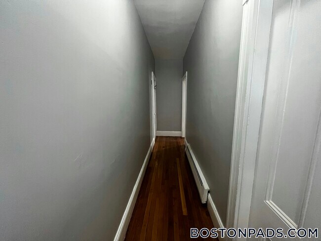 Foto del edificio - 30 Riverdale St