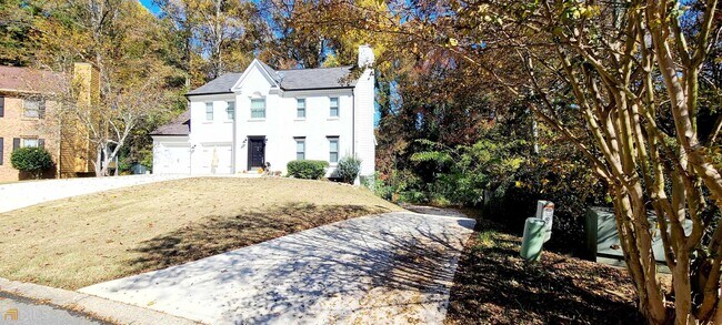 Building Photo - 1296 Brandl Dr SW