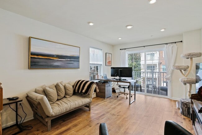 Foto del edificio - 9378 Seney Ln