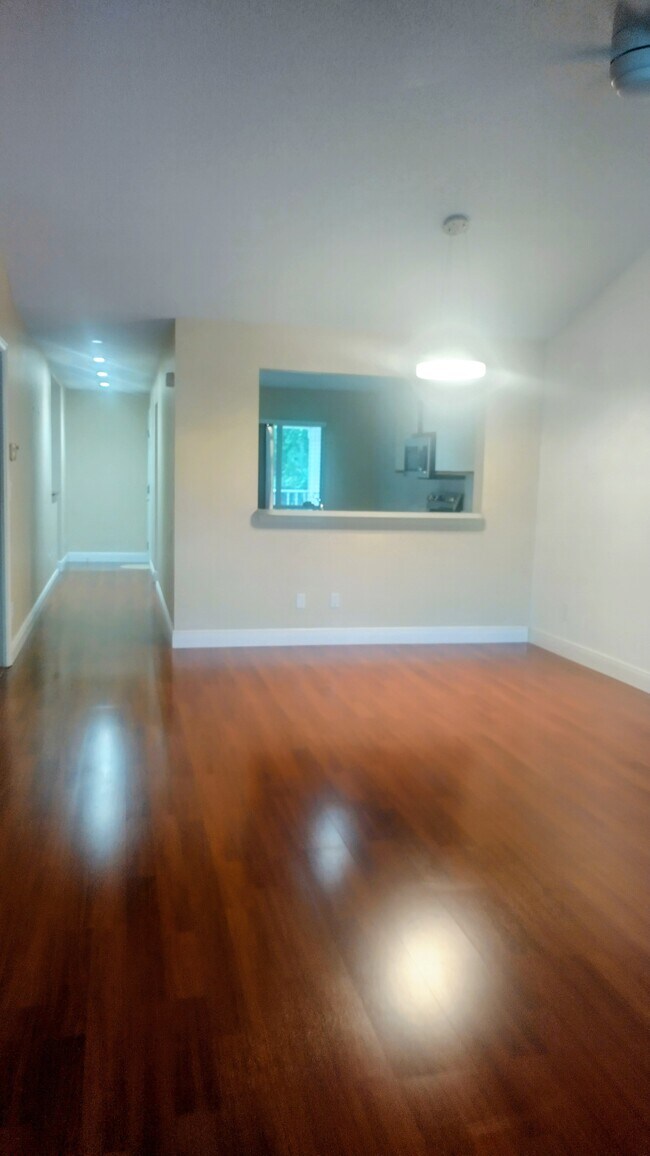 Building Photo - 260 Timber Lake Cir