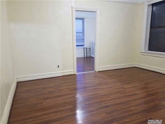 Foto del edificio - 1087 Willmohr St