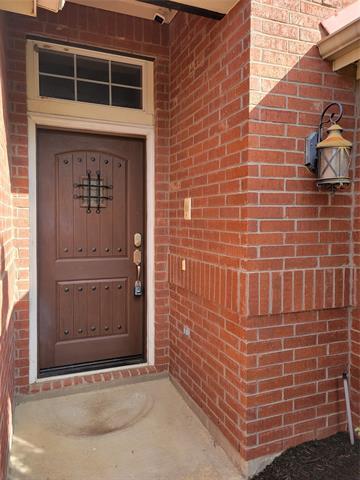 Building Photo - 2635 Waterdance Dr