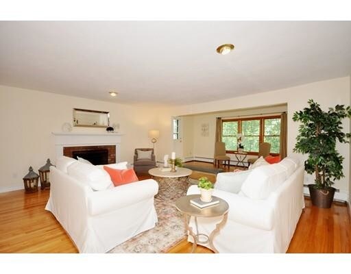 Primary Photo - 27 Potter St