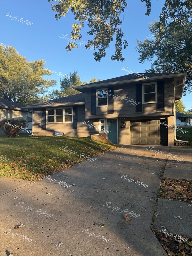 Building Photo - 6302 120th Terrace