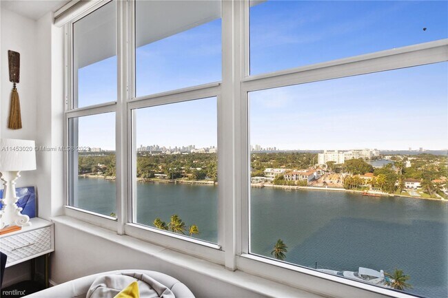 Foto del edificio - 1 br, 1 bath Condo - 4747 Collins Ave Apt ...