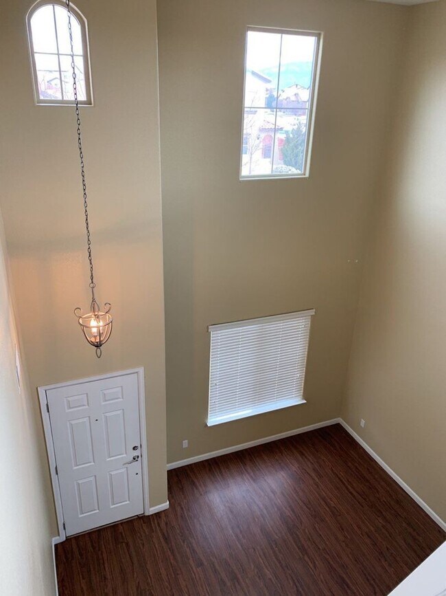 Foto del edificio - 229 Loma Linda Loop NE