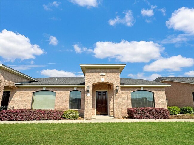 Foto del edificio - 5513 Louetta Rd