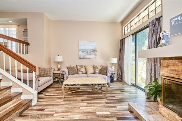 Building Photo - 22 Stony Point Pl