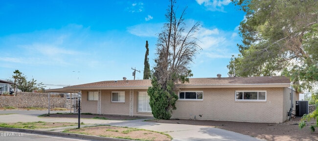 Building Photo - 4200 Wallington Dr