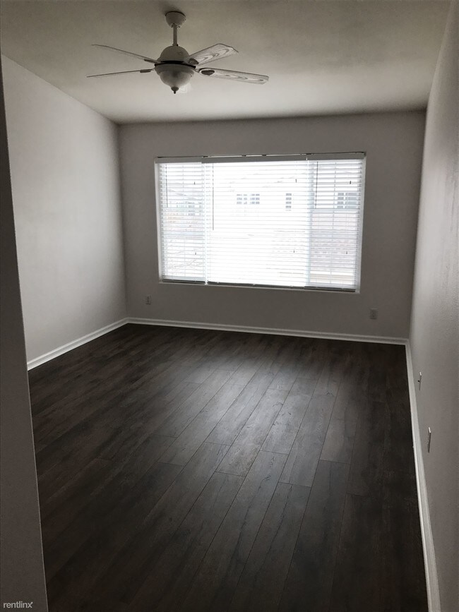 Building Photo - 8312 Pebble Creek Way