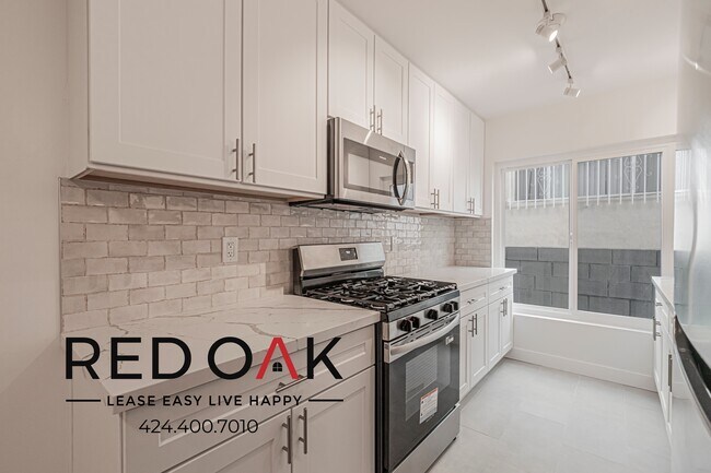 Foto del edificio - 120 S Oxford Ave