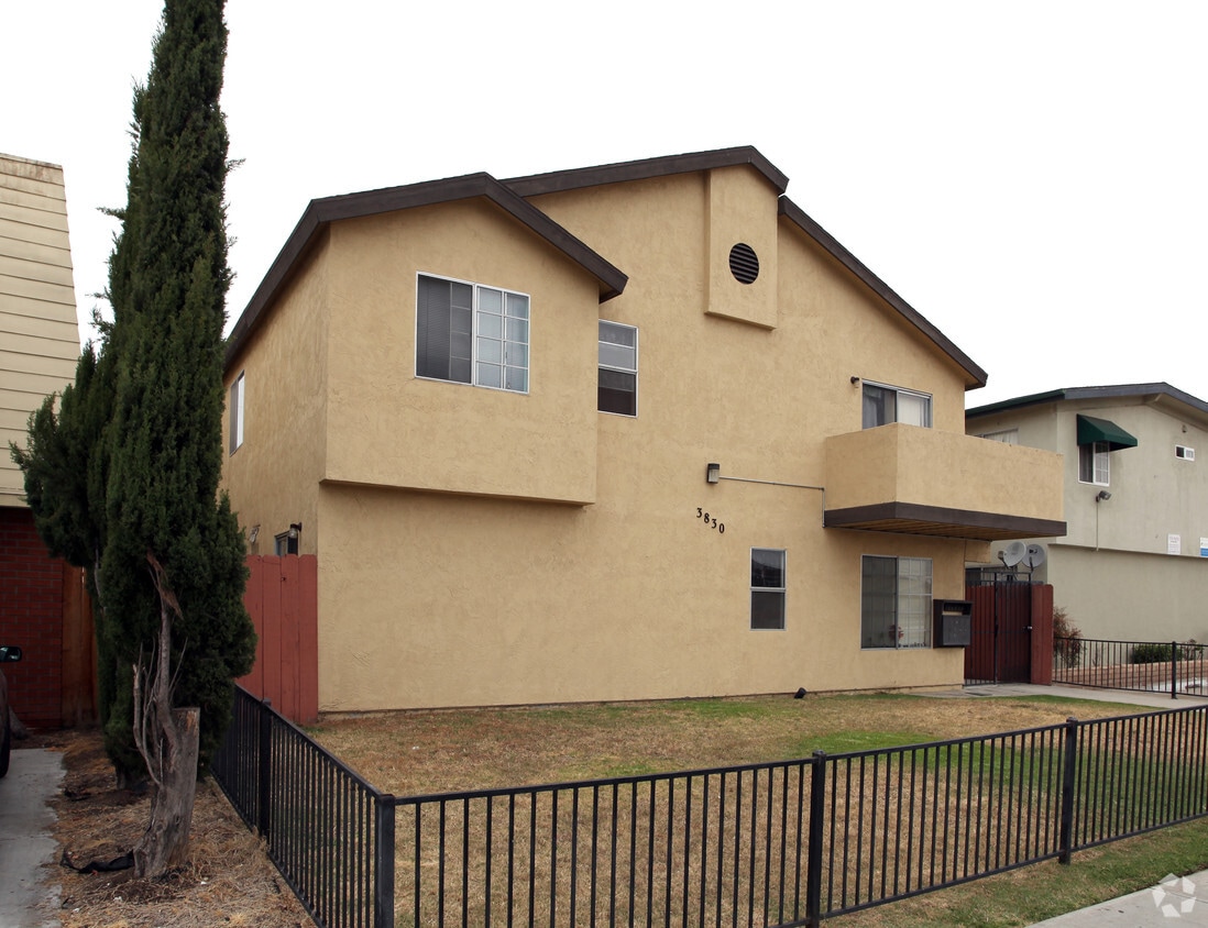 Building Photo - 3830 35th St