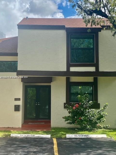 Foto del edificio - 555 NW 99th Pl