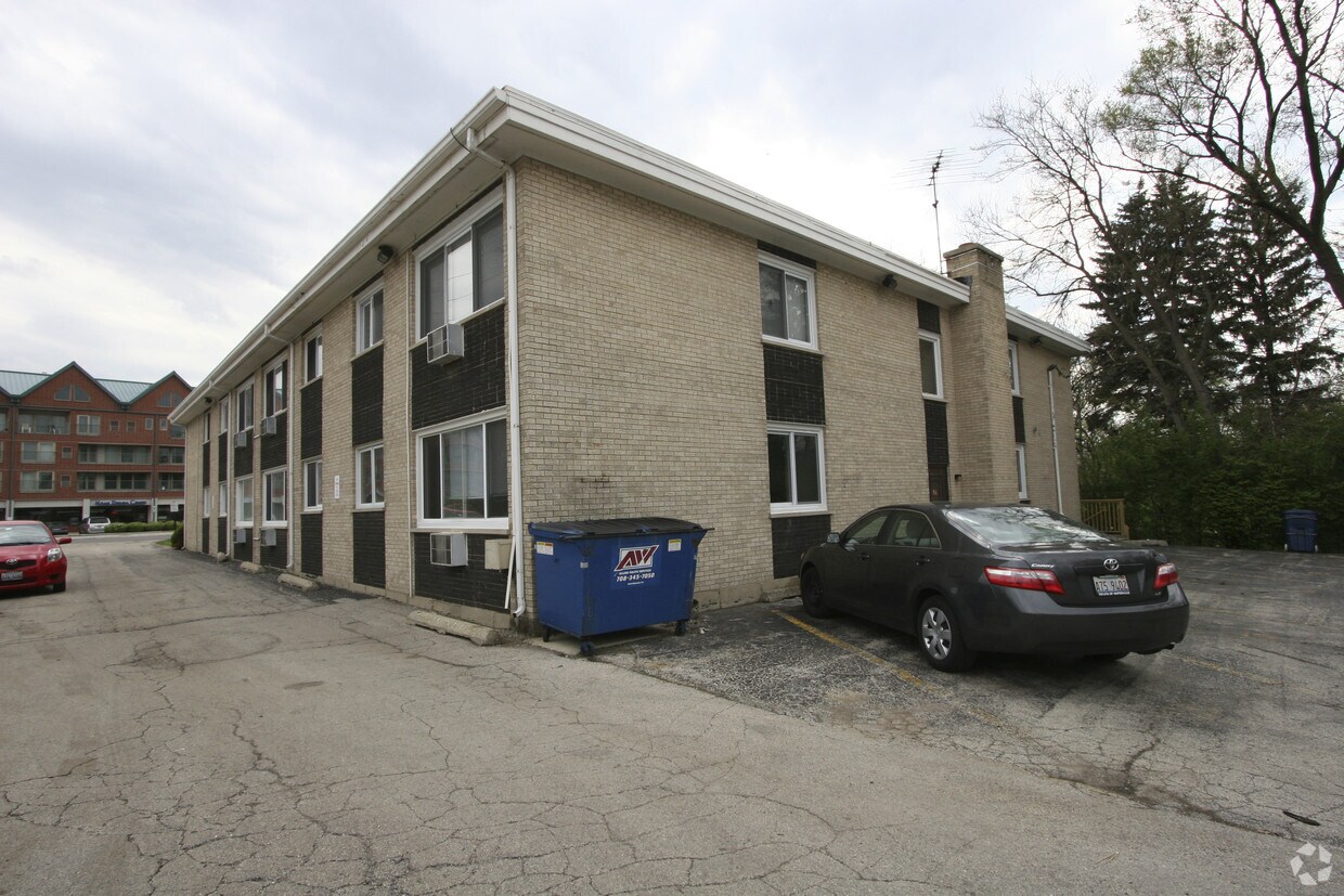 Foto del edificio - 1110 Burlington Ave
