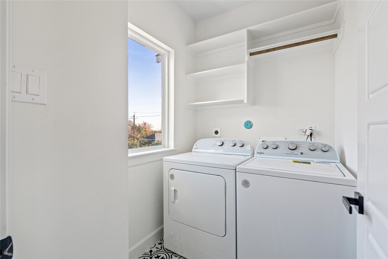 Foto del edificio - 3601 Rebecca St