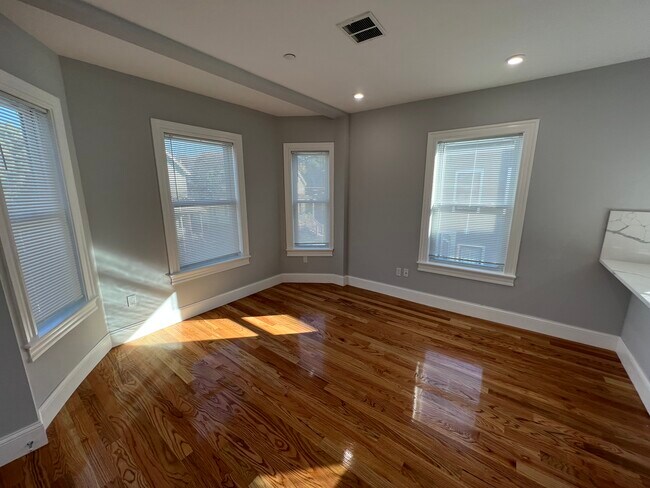 Foto del edificio - 29 Alpine St