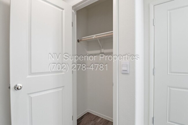 Foto del edificio - Aliante!! Never lived in!!! Gated!! Community Pool!!! Playground!! 2 Car Garage!! Tankless Hot wa...