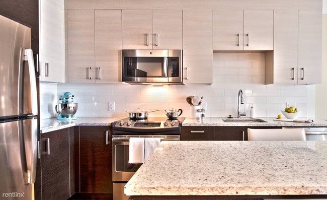 Foto del edificio - 2 br, 2 bath Apartment - 24 Kneeland St 1411