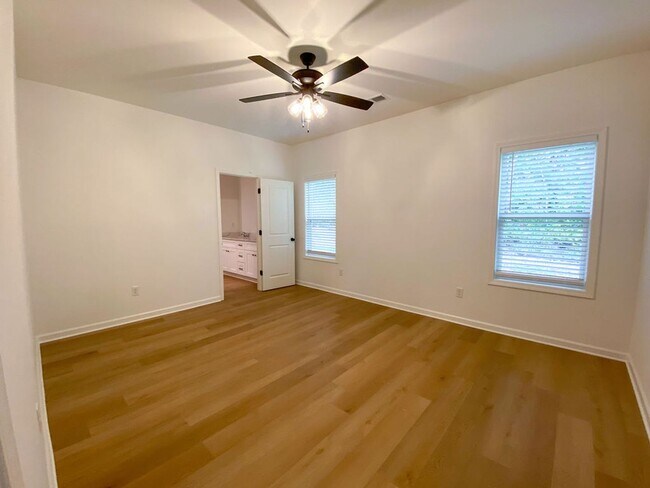 Foto del edificio - 4 bedroom, 2 bath in Brighton TN built in ...