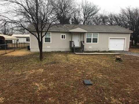 Foto principal - 305 John Fielder Drive