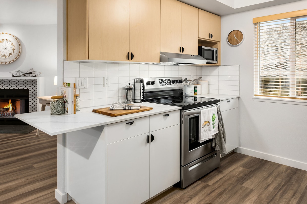 Scout Apartments in Kirkland, WA