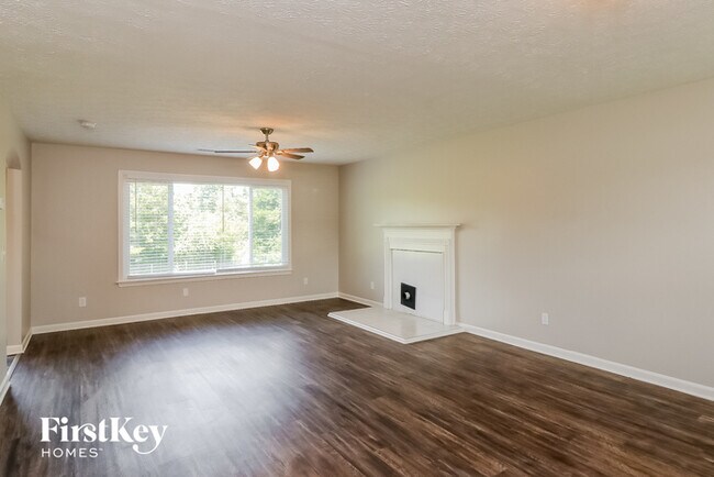 Foto del edificio - 138 Wards Creek Ln