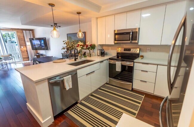 Foto del edificio - 858 Jeffery St