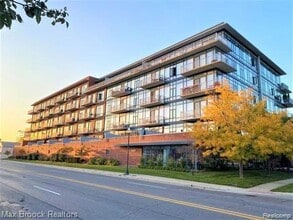 Building Photo - 101 Curry Ave