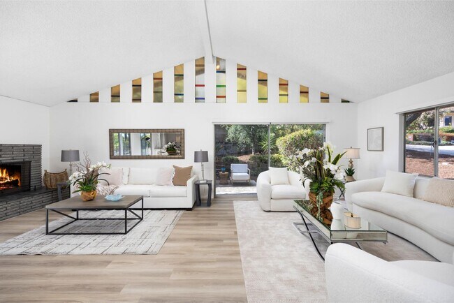 Foto del edificio - Mid-Century Home in Prime East Sierra Madr...