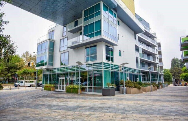 Foto del edificio - 1705-1725 Ocean Ave