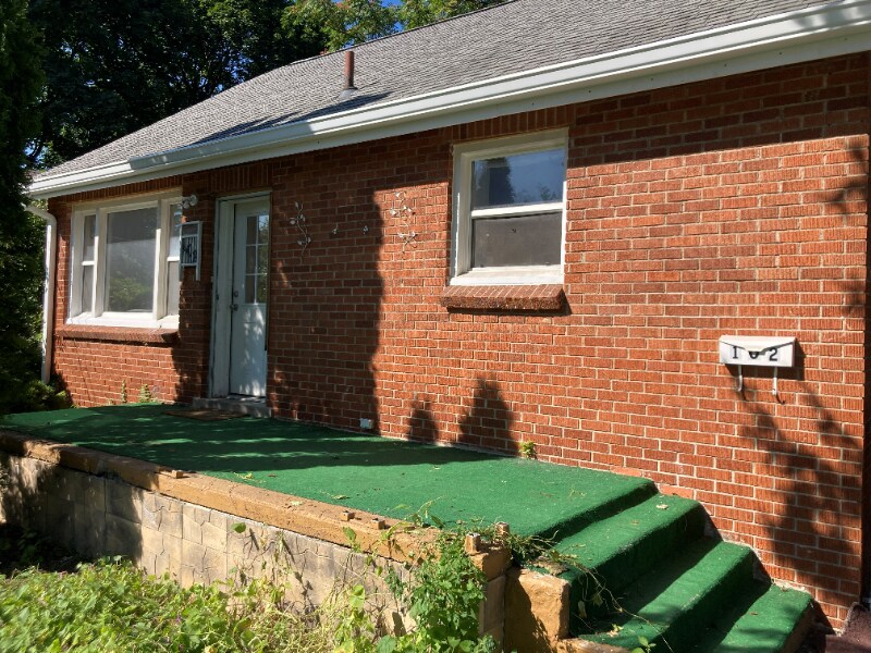 102 Ruth Ave, Pontiac, MI 48341 House Rental in Pontiac, MI