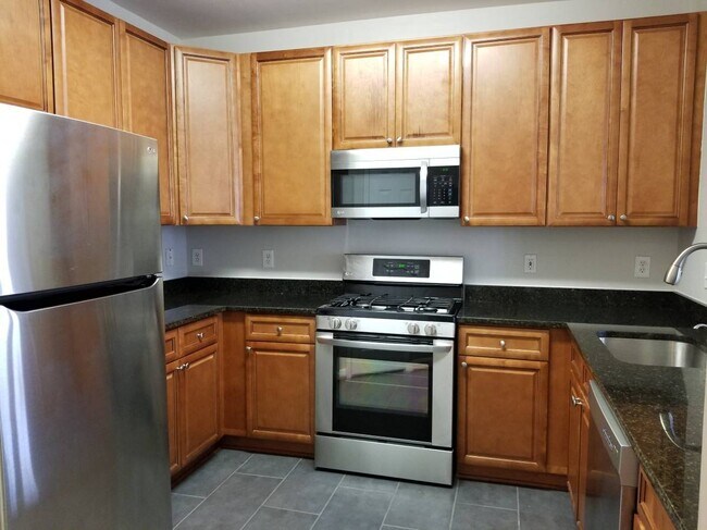 Foto del edificio - 2700 Bellforest Ct