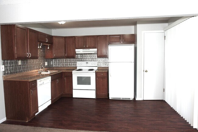 Foto del edificio - Available For Immediate Move-In!