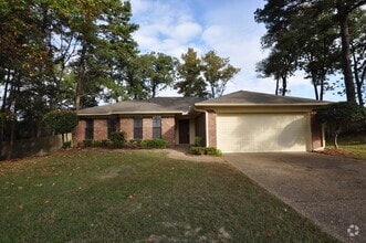 Building Photo - 804 Elaine Dr