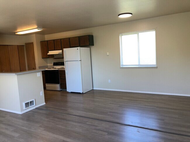 Foto del edificio - 270 NW Clay Ct