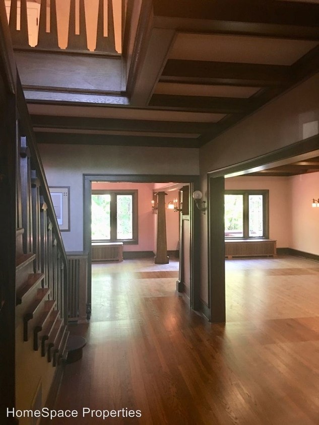Primary Photo - 160 Linden Park Pl