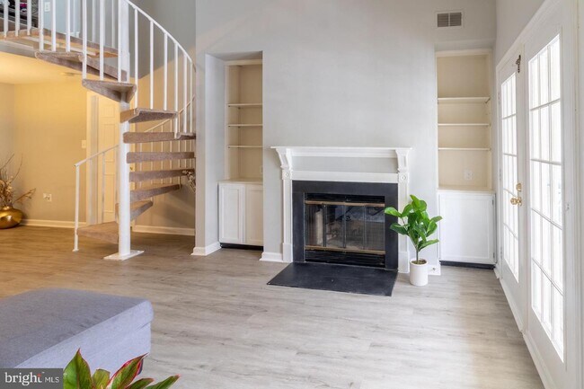 Building Photo - 20617 Shadyside Way