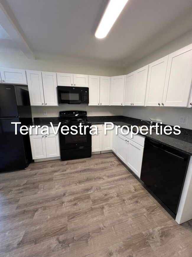 Foto del edificio - 4 Bed / 2 Full Bath in Millville!