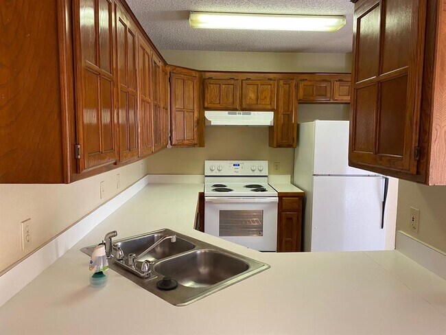 Foto del edificio - 125 NE Johnson Ave