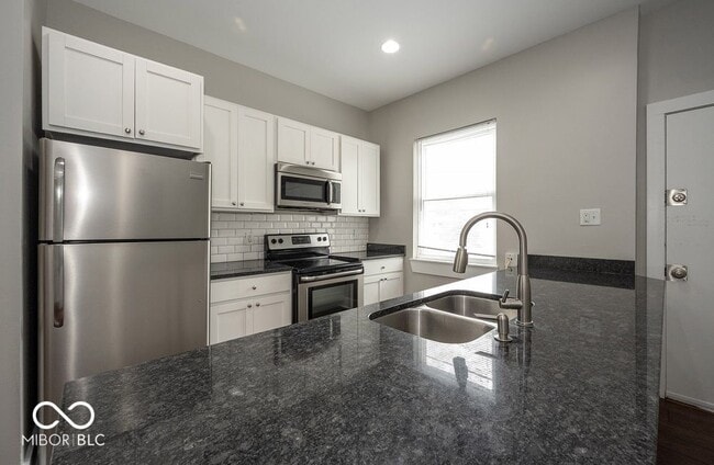 Foto del edificio - 2029 N College Ave