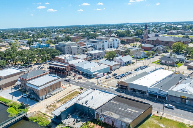 Downtown Houma is where most of the shops and restaurants are located.