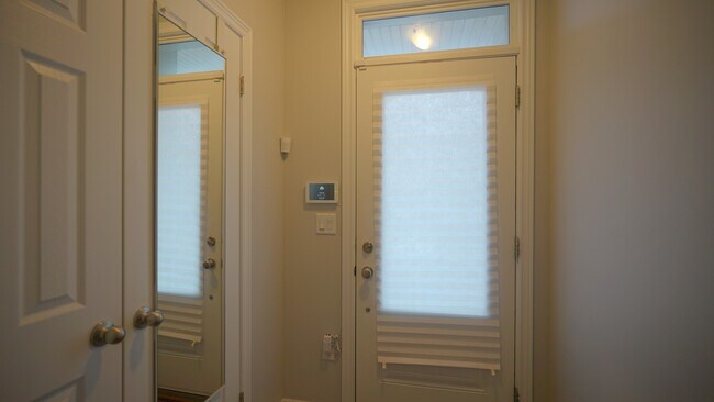 Photo du bâtiment - 4175 Palermo Common