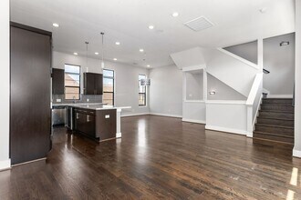 Building Photo - 1705 Weber St