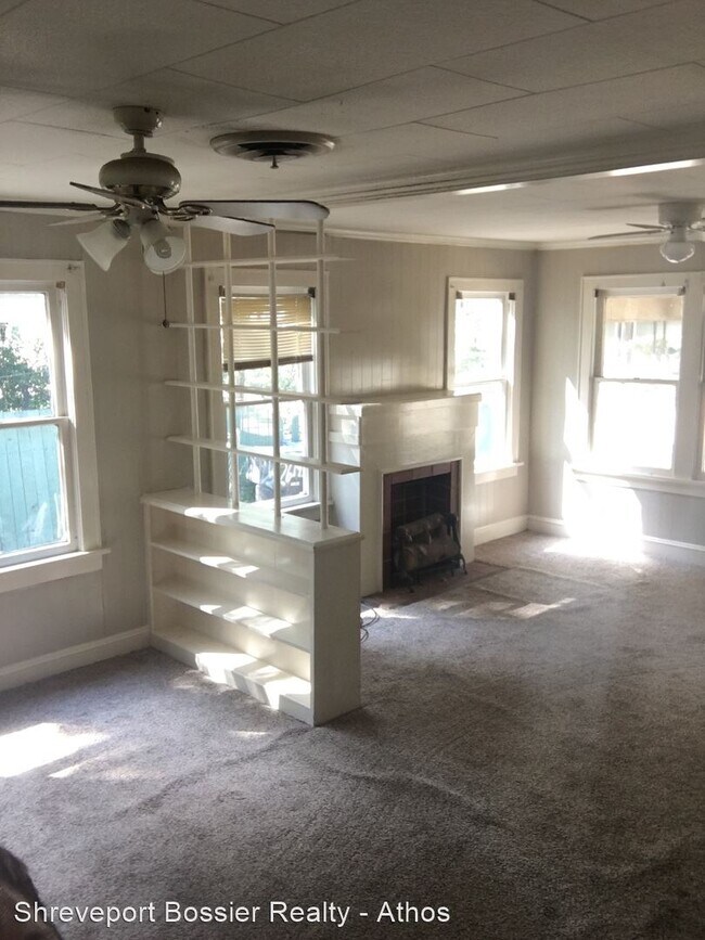 Foto del edificio - 3 br, 2 bath House - 2619 Merwin St