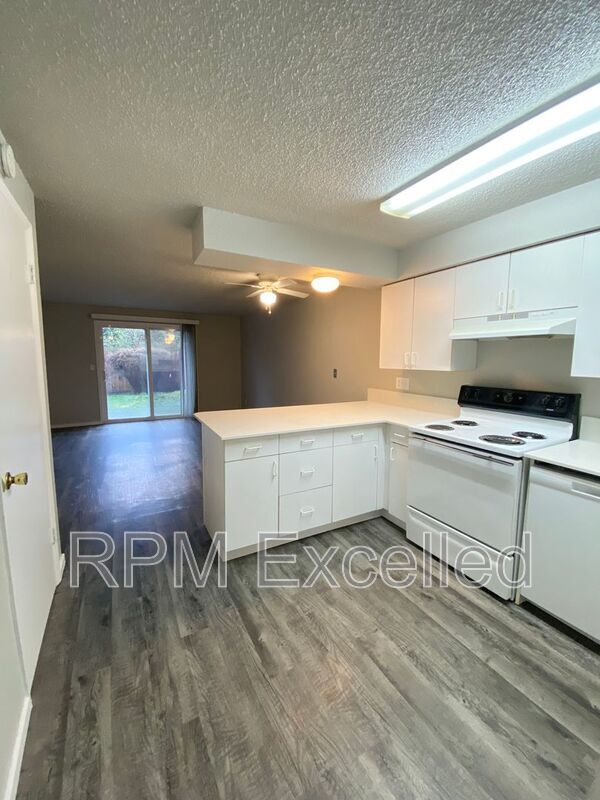 Foto del edificio - 638 M St NE