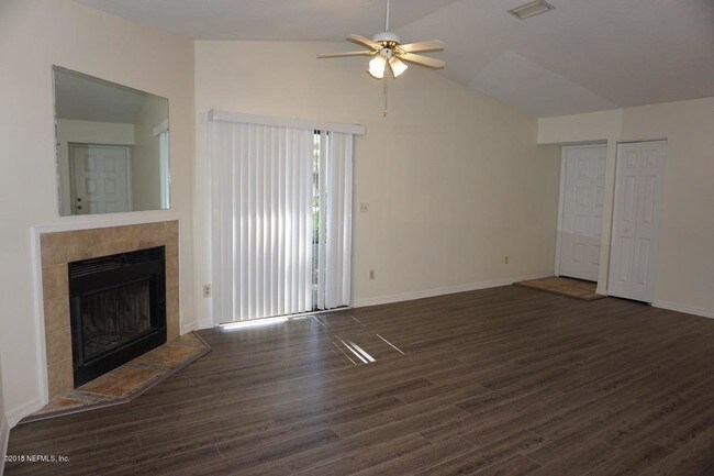 Foto del edificio - 2023 Sea Hawk Cir